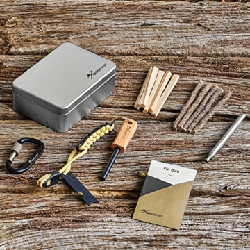 BERGKVIST® Feuerstahl Survival Set GNISTA (17-TLG.) - XXL Outdoor Ausrüstung zum Feuer Machen - Magnesium Feuerstein, Feueranzünder, Zunder, Notfall-Pfeife, Blasrohr & mehr - 4