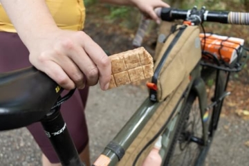 MRE-9 Notration 7 Tage - 16.800 KCAL - Notfallnahrung - Butterkeks Geschmack - 20 Jahre Haltbarkeitsdauer - Vegan & Laktosefrei - 7